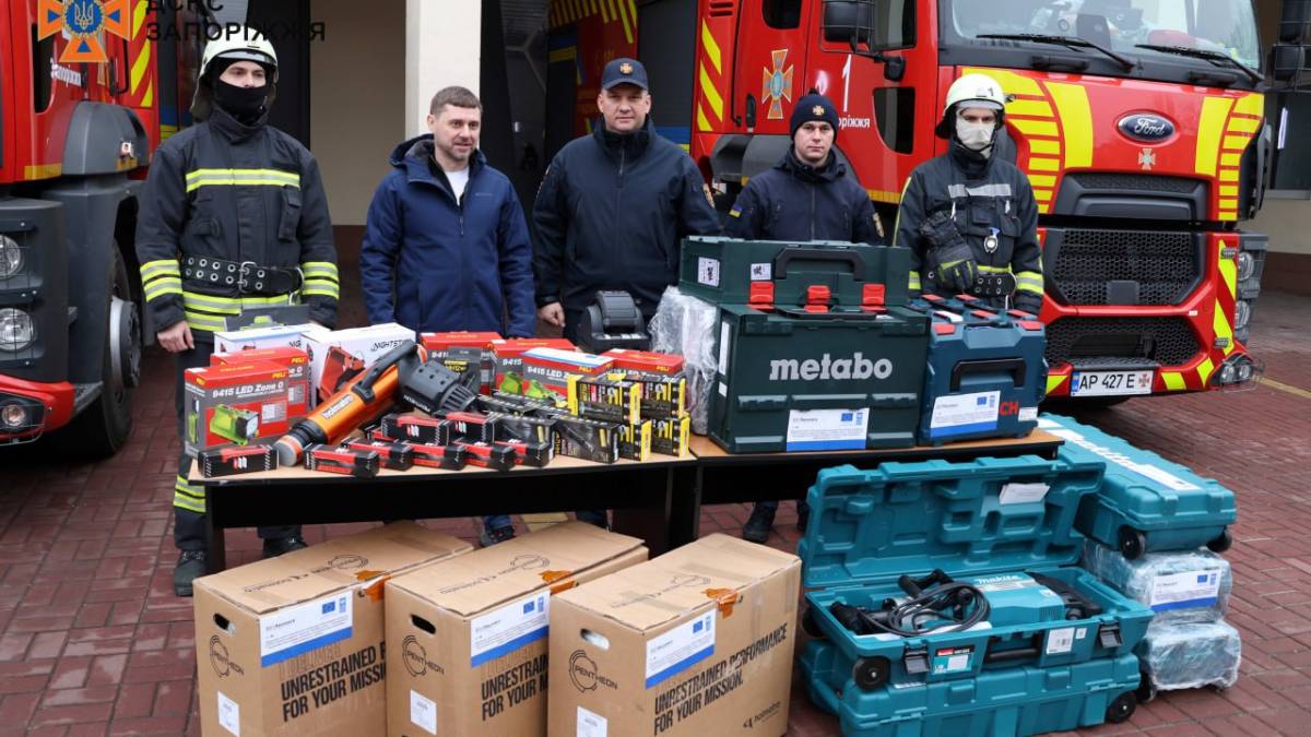 Запорізькі рятувальники отримали обладнання від міжнародних партнерів