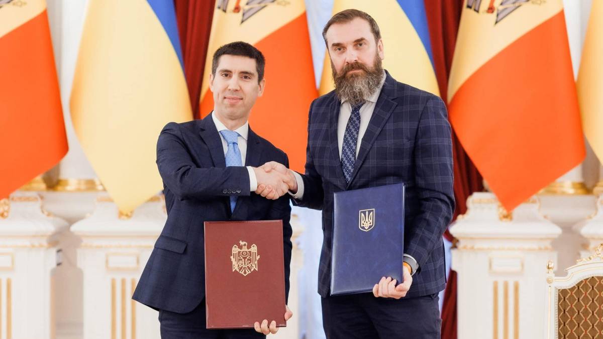 Україна і Молдова підписали угоду про взаємне визнання дипломів та наукових ступенів
