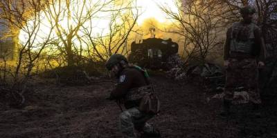 Генштаб ЗСУ — про орієнтовні втрати ворога на 27 січня: 831620 (+1430) осіб, 22339 (+16) артсистем, 20561 (+12) ББМ