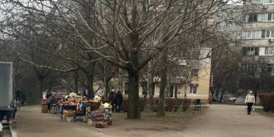 У Запоріжжі ліквідують стихійні ринки