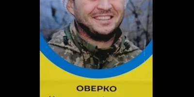 У Запоріжжі невідомі пошкодили призми на Алеї Героїв