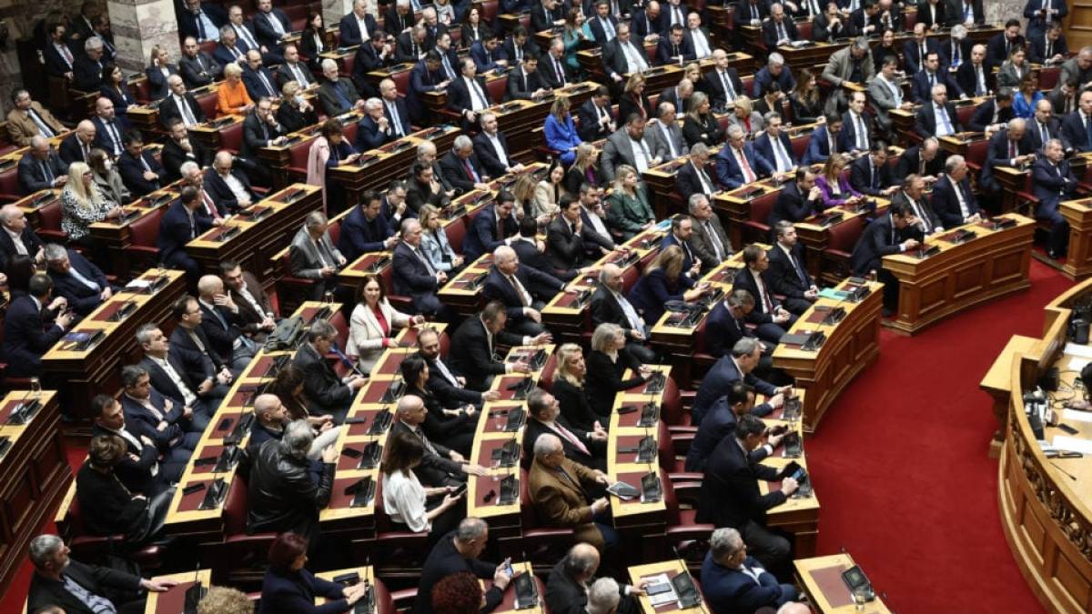 Парламент Греції з другої спроби не зміг обрати президента