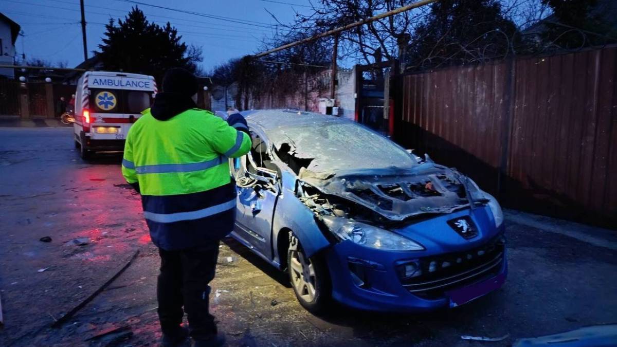 ДСНС Запорізької області: ліквідація наслідків ворожих обстрілів 1 лютого