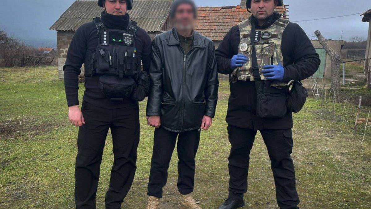 У Запорізькій області чоловік зберігав бойові гранати