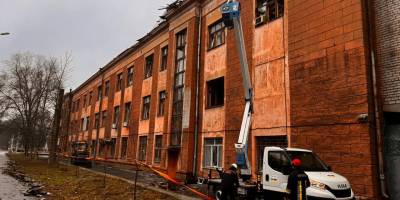Співробітники та спецслужби ліквідують пошкодження ІННІ ЗНУ