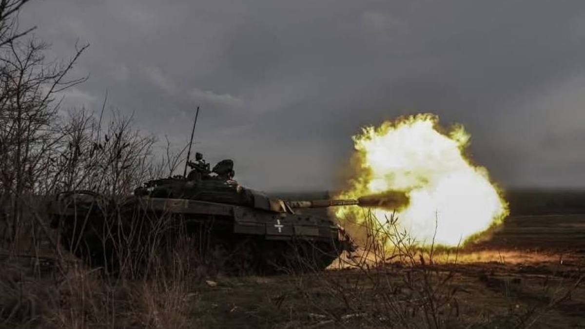 Генштаб ЗСУ — про орієнтовні втрати ворога на 3 лютого: 841660 (+1300) осіб, 22589 (+51) артсистем, 1053 (+3) засоби ППО