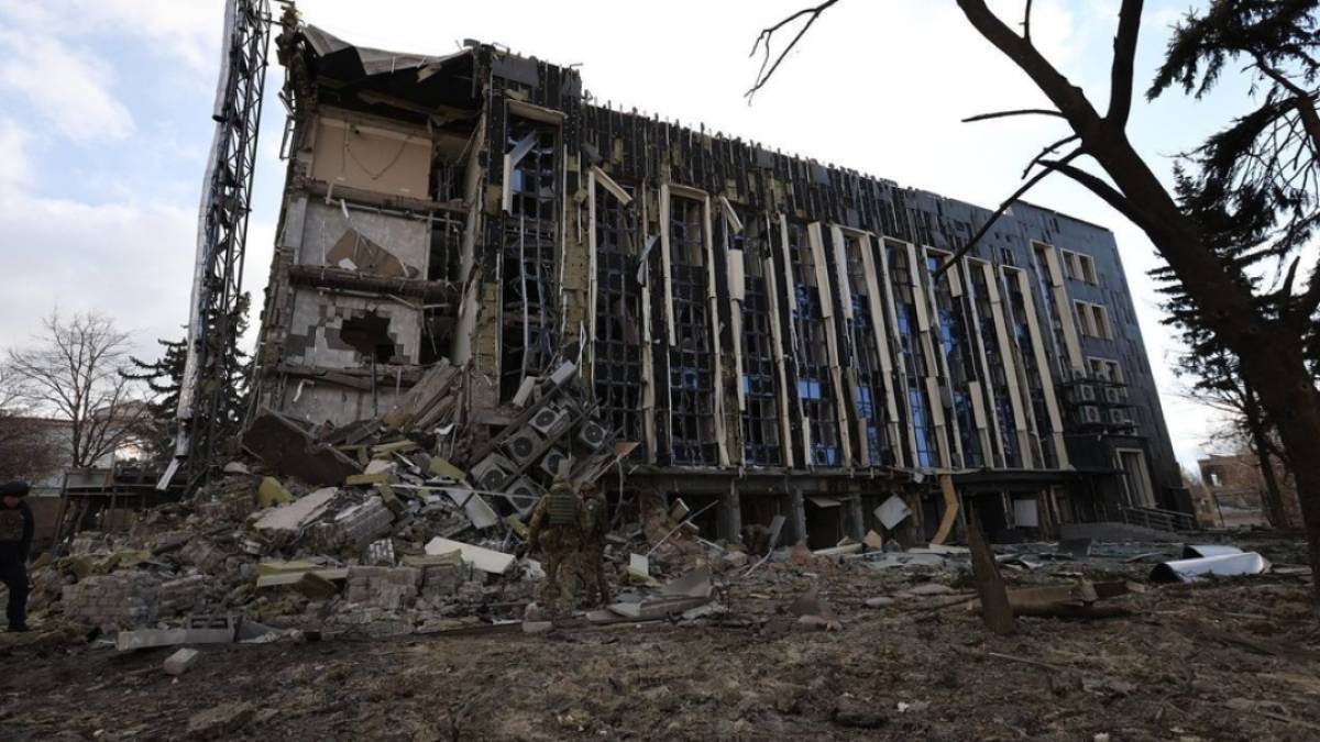 Удар баллистики по Изюму: количество раненых возросло до 50-ти, пятеро погибших (по состоянию на 15.24)