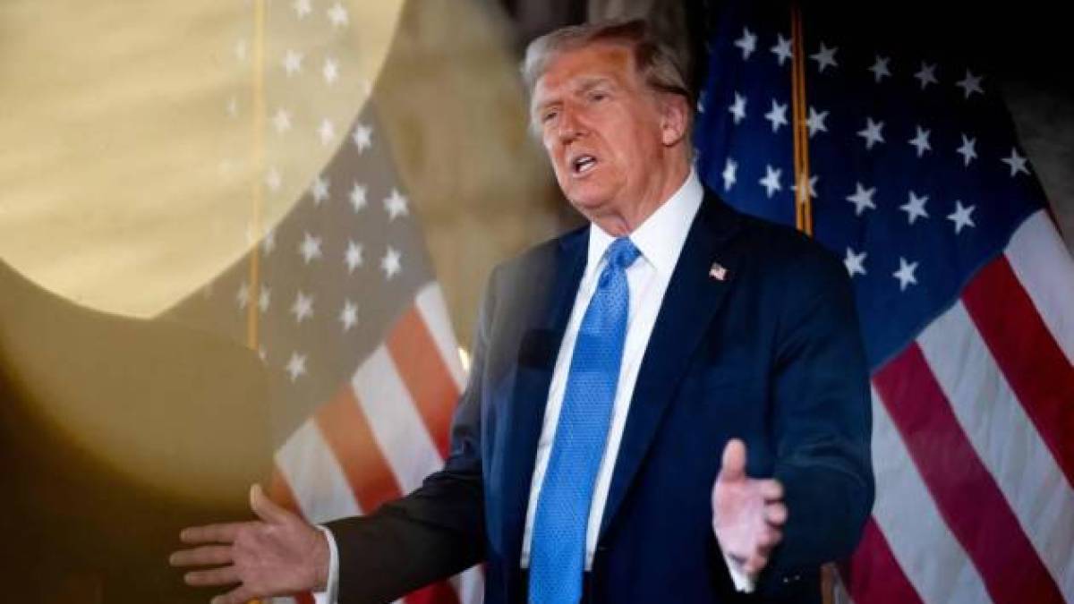 Трамп анулював доступ Байдена до секретної інформації