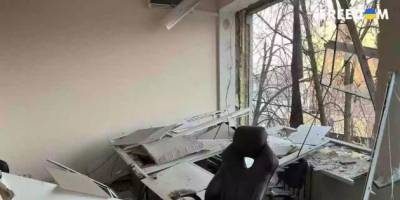Від ракетної атаки на Київ постраждали офіси телеканалів «FreeДом» та «Дім»