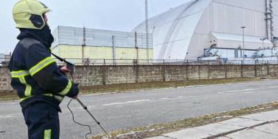 Удар російського дрона по саркофагу ЧАЕС: триває розбір захисного покриття
