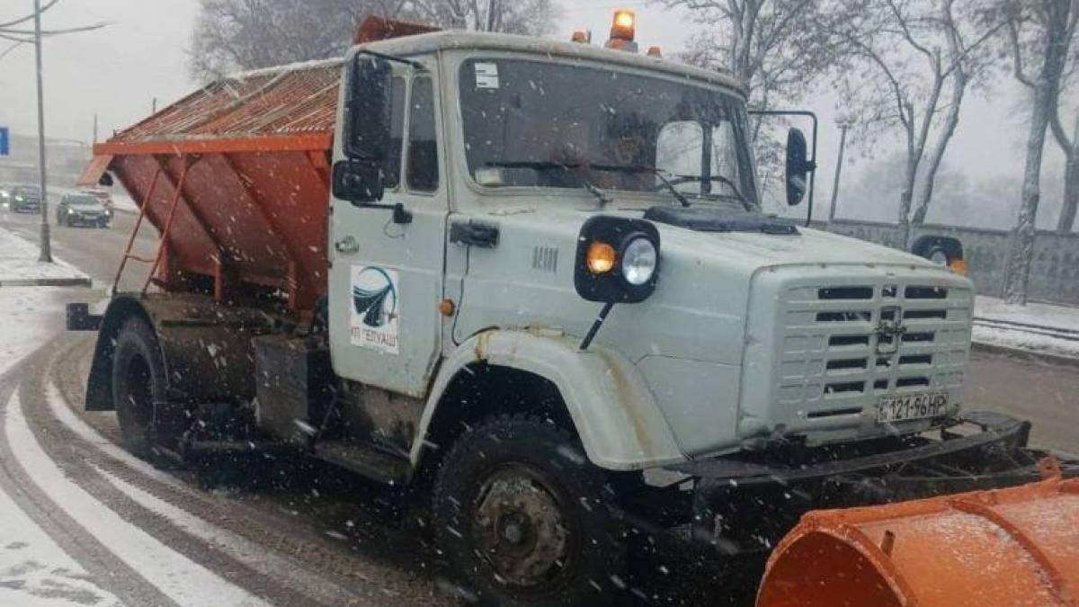 У Запоріжжі усувають наслідки негоди