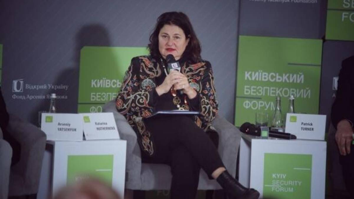 Посол ЄС: Вибори в Україні проводити не можна: ситуація не дозволяє скасувати воєнний стан
