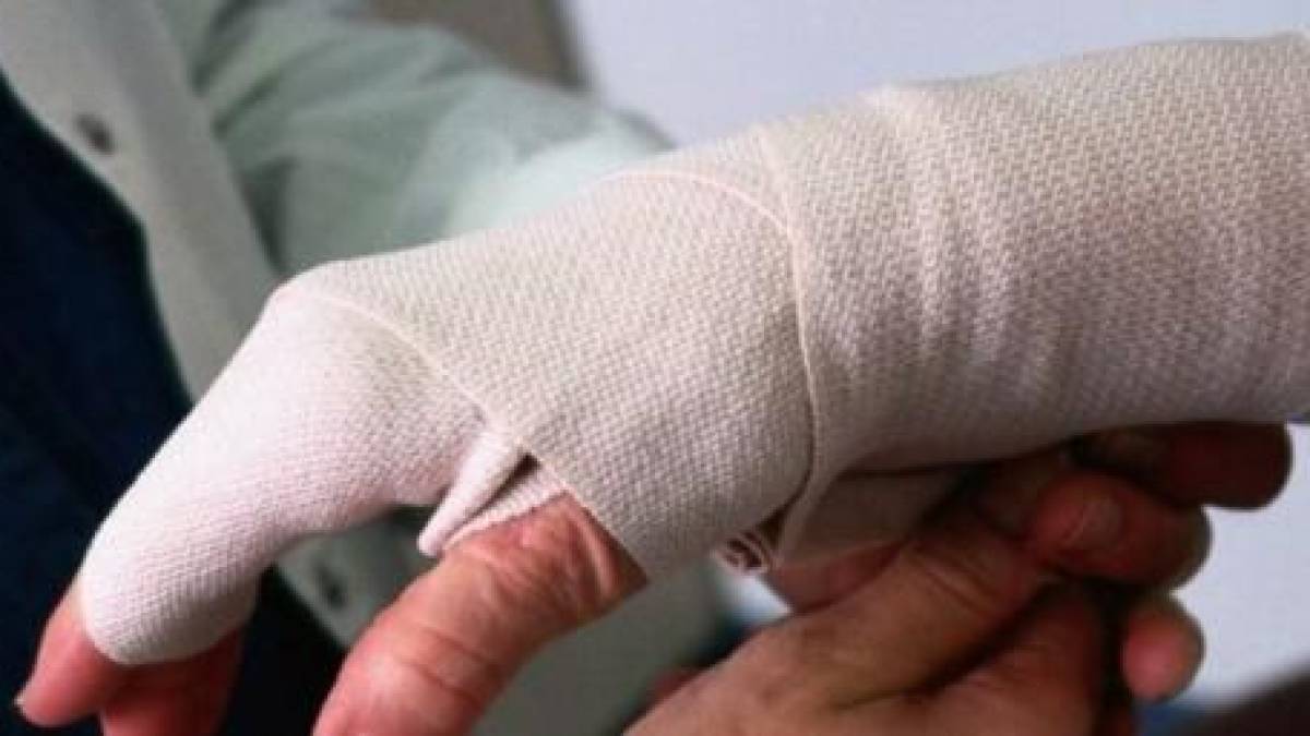 На Запоріжжі рятувальники допомогли пенсіонерці, яка обморозила пальці