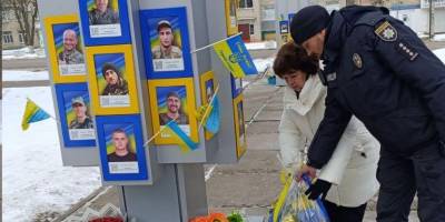 Три роки великої війни: у Вільнянську вшанували пам’ять загиблих захисників