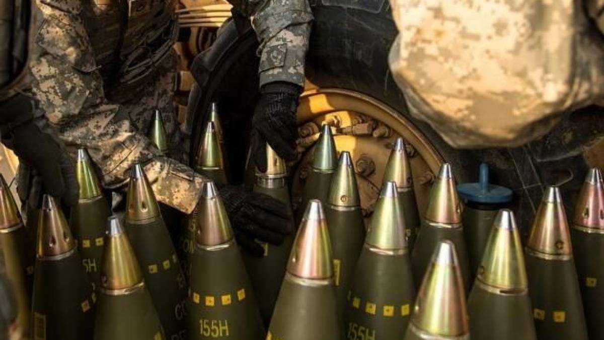 Польща і Словаччина домовилися розширити виробництво 155-мм снарядів