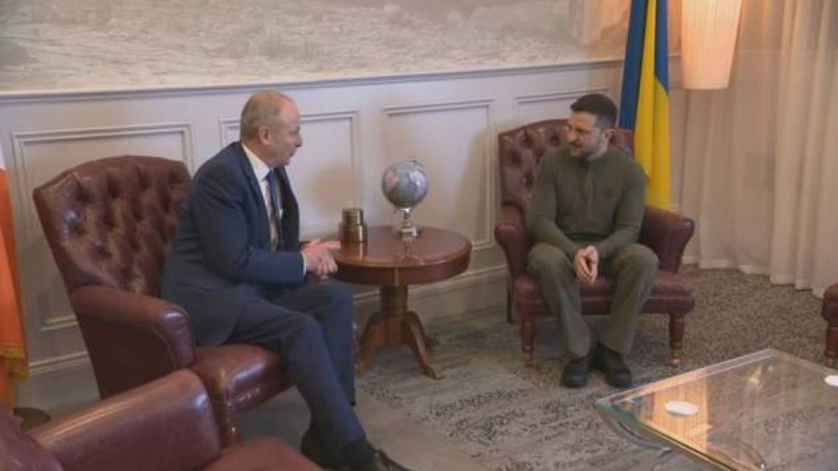 Зеленський прибув до Ірландії, де зустрівся з прем’єр-міністром країни Міхалем Мартіном