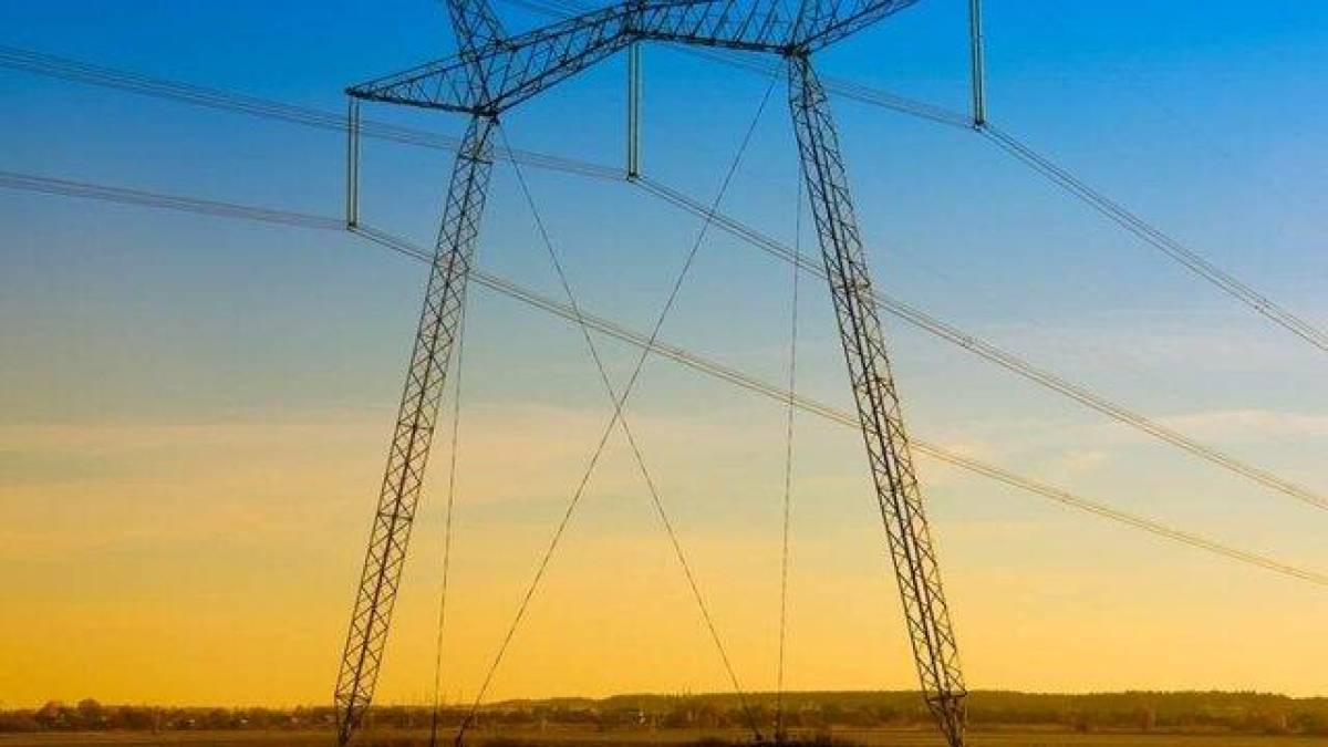 «Укренерго» застосувала аварійні відключення електроенергії у частині регіонів України