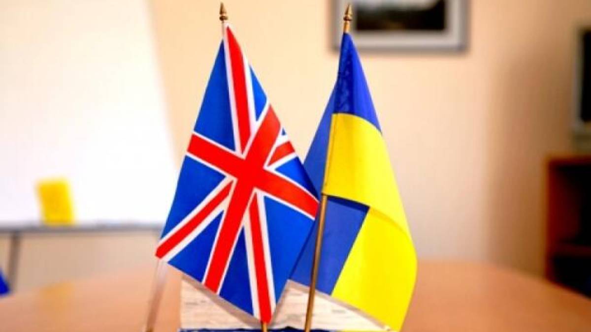 В Україну надійшли перші £752 мільйони від Британії із заморожених активів рф
