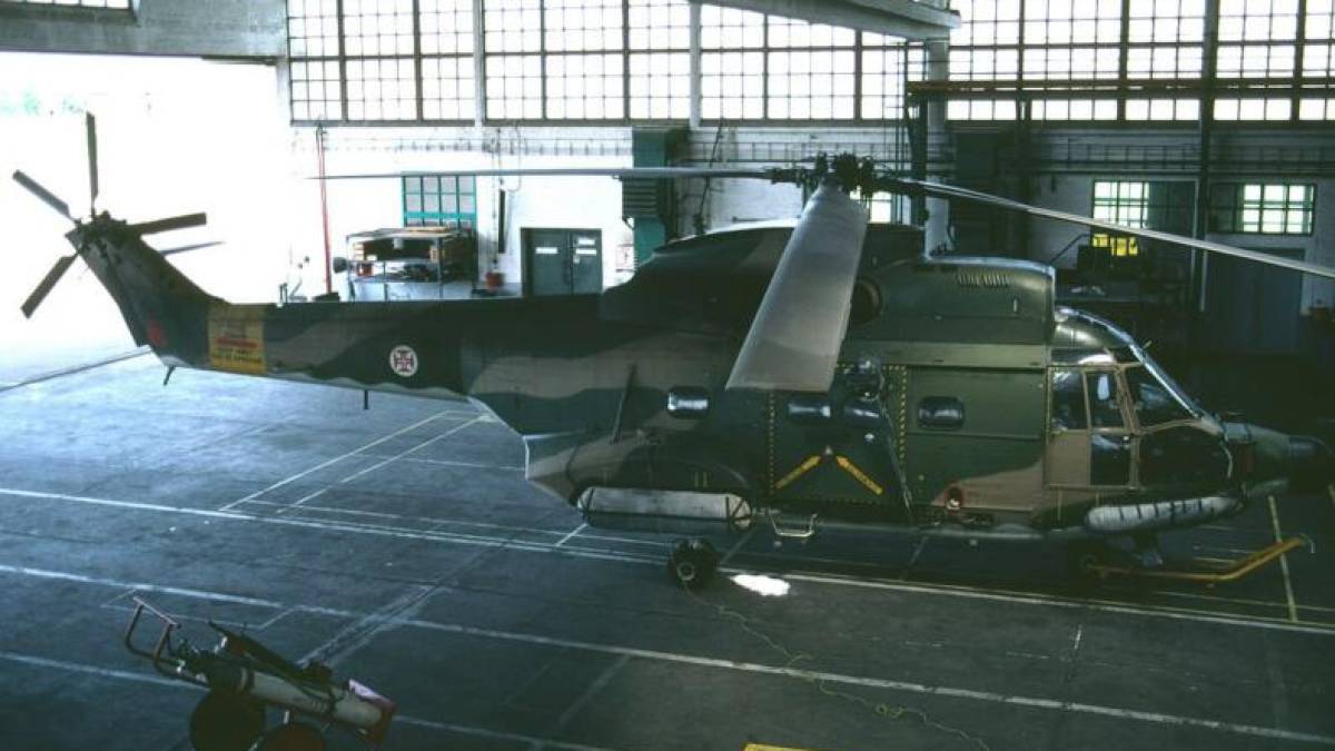 Португалія передала Україні вісім гелікоптерів SA-330 Puma