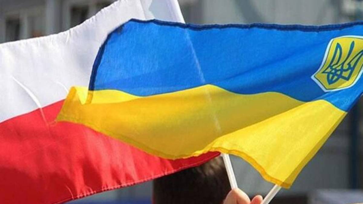 Українці торік внесли до бюджету Польщі майже $4 млрд