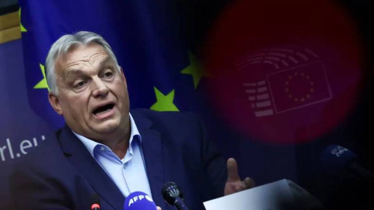 Угорщина погрожує блокувати санкції ЄС