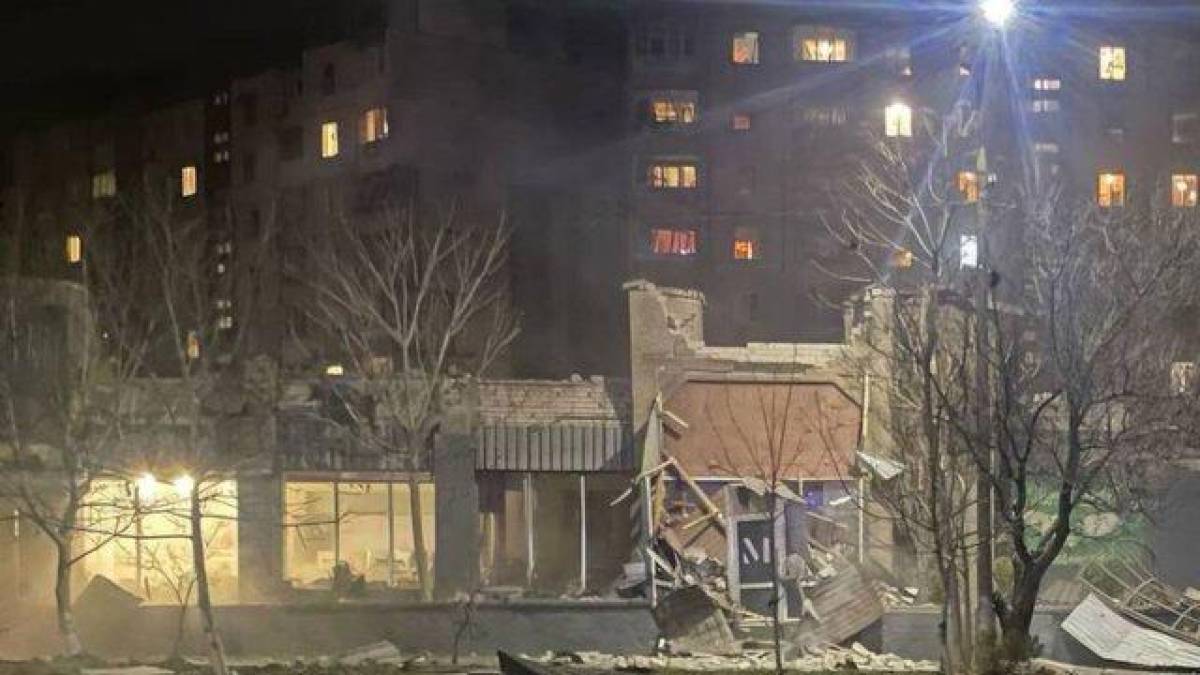 Ворог завдав ракетного удару по житловому кварталу Кривого Рогу
