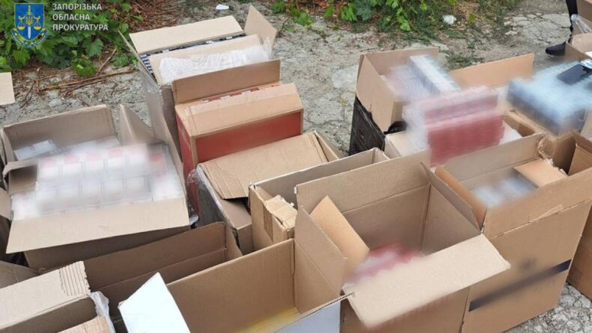 У жителя Запоріжжя знайшли контрафактні цигарки на два млн гривень