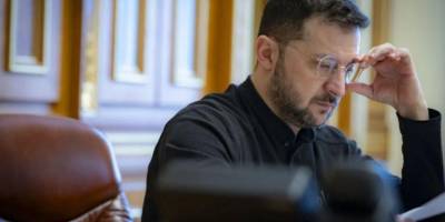 Зеленський визначив склад групи представників України для мирних перемовин