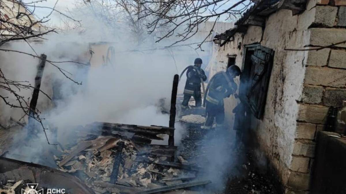 У Гуляйполі через ворожі обстріли сталося дві пожежі
