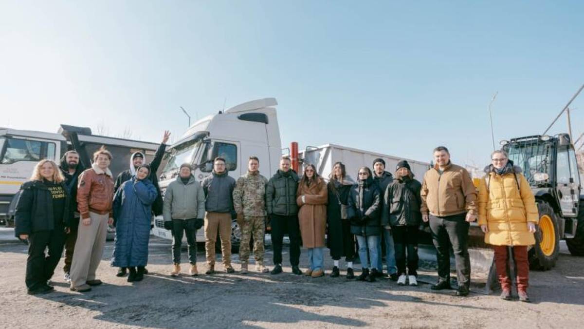 Театр імені Івана Франка доклав зусиль для збору мільйона доларів для наших захисників