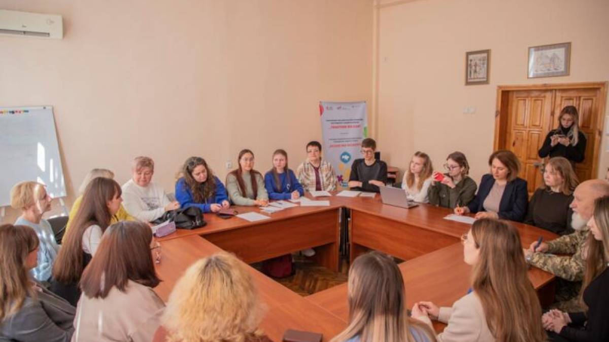 «Разом Ми Можемо»: у Запоріжжі п’ять амбасадорок презентували свої міні-проєкти