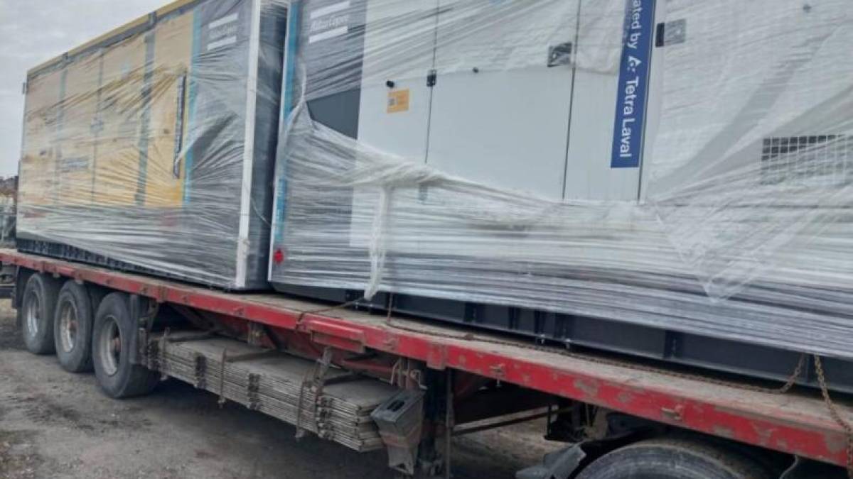 Швейцарія та Нідерланди передали Україні дев’ять електростанцій резервного живлення