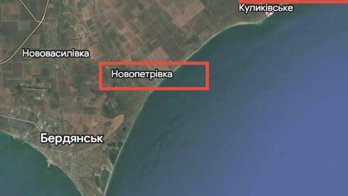 Окупанти ремонтують дорогу від Бердянська до військових полігонів