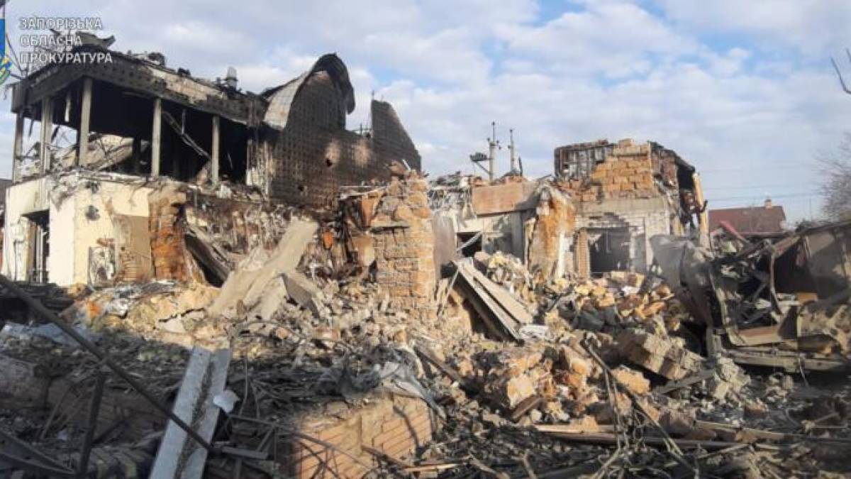 Розпочато розслідування за наслідками ворожого обстрілу передмістя Запоріжжя
