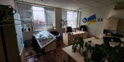 Під час нічної атаки на Київ пошкоджений офіс видання OBOZ.UA