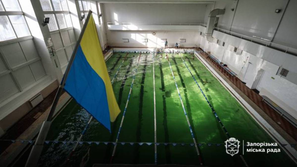У Запоріжжі після реконструкції відновив роботу міський басейн
