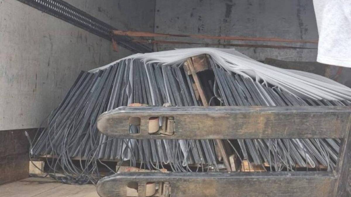 На Запоріжжі прифронтова громада отримала 500 сонячних панелей