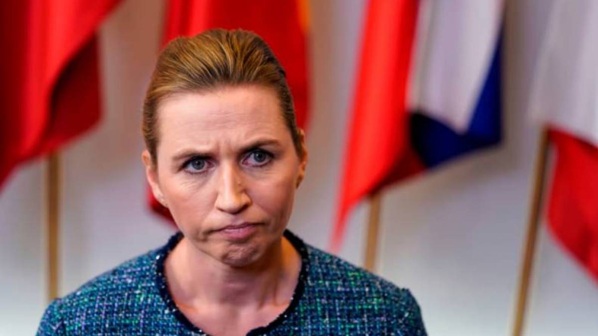 Прем’єрка Данії Фредеріксен відвідає Гренландію