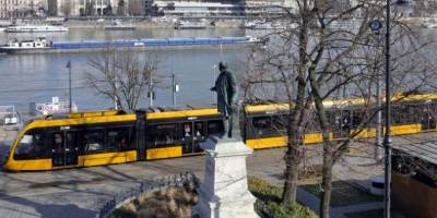 У Будапешті до кінця червня продовжили безплатний проїзд для українських біженців