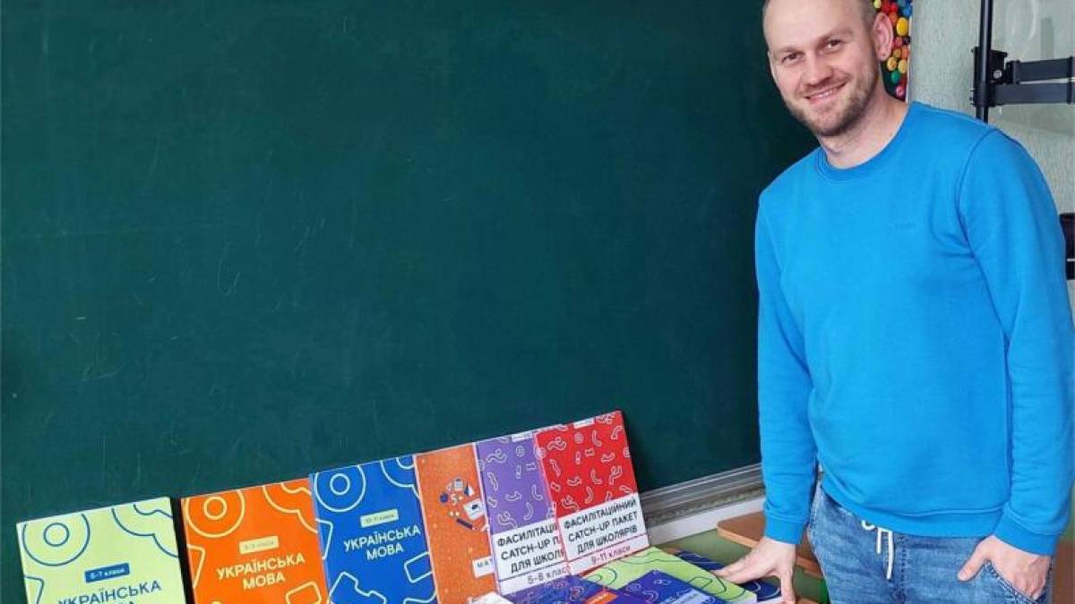 Відомий педагог із Запоріжжя став «Незламним учителем»