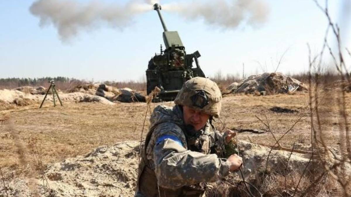 Генштаб ЗСУ – про орієнтовні втрати ворога на 30 березня: 914000 (+1510) осіб, 25507 (+56) артсистем, 21816 (+20) ББМ