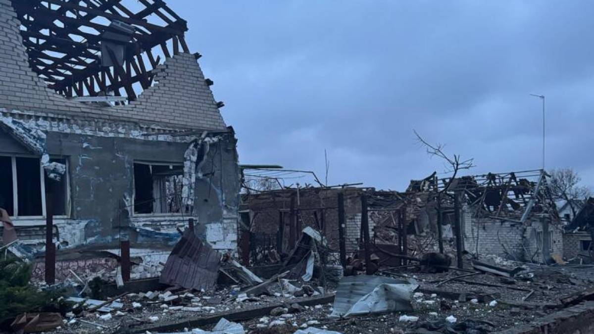 Одна людина загинула та 5 отримали поранення – розпочато розслідування за наслідками ворожого обстрілу передмістя Запоріжжя