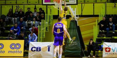 У вівторок, 1 квітня, трьома матчами стартував плейоф Суперліги Favbet