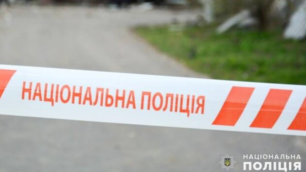 Ще один вибух у Києві: здетонував невідомий предмет, є поранений