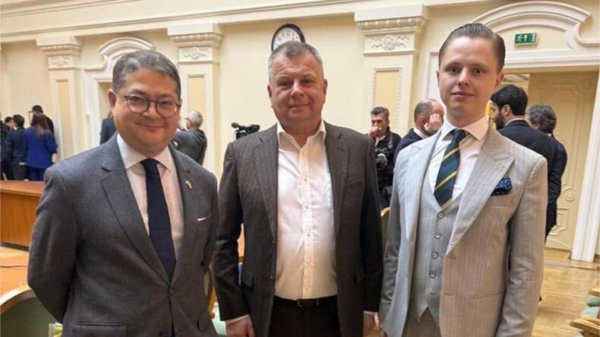 Запорізькі енергетики отримають мобільні підстанції від Уряду Франції