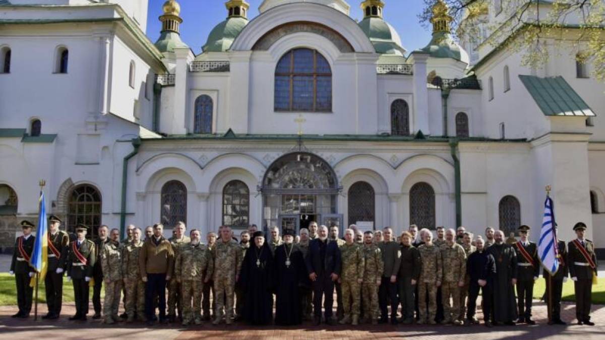 У Софії Київській пройшла урочиста церемонія дев’ятого випуску військових капеланів