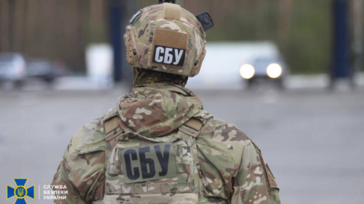 СБУ викрила сімох підлітків-агентів рф, які підпалювали релейні шафи «Укрзалізниці»