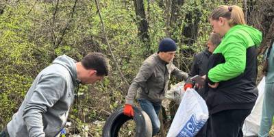 Весняна толока: лише з одного району міста вивезли понад 8 тонн сміття