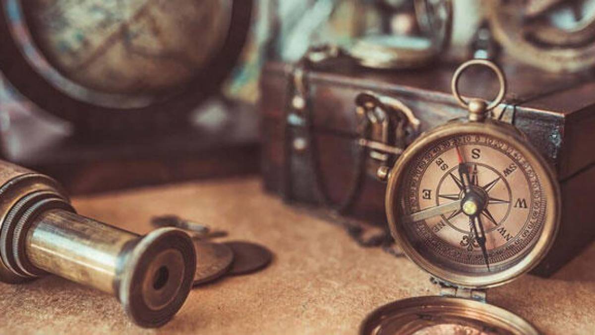 9 квітня — Всесвітній день антикваріату