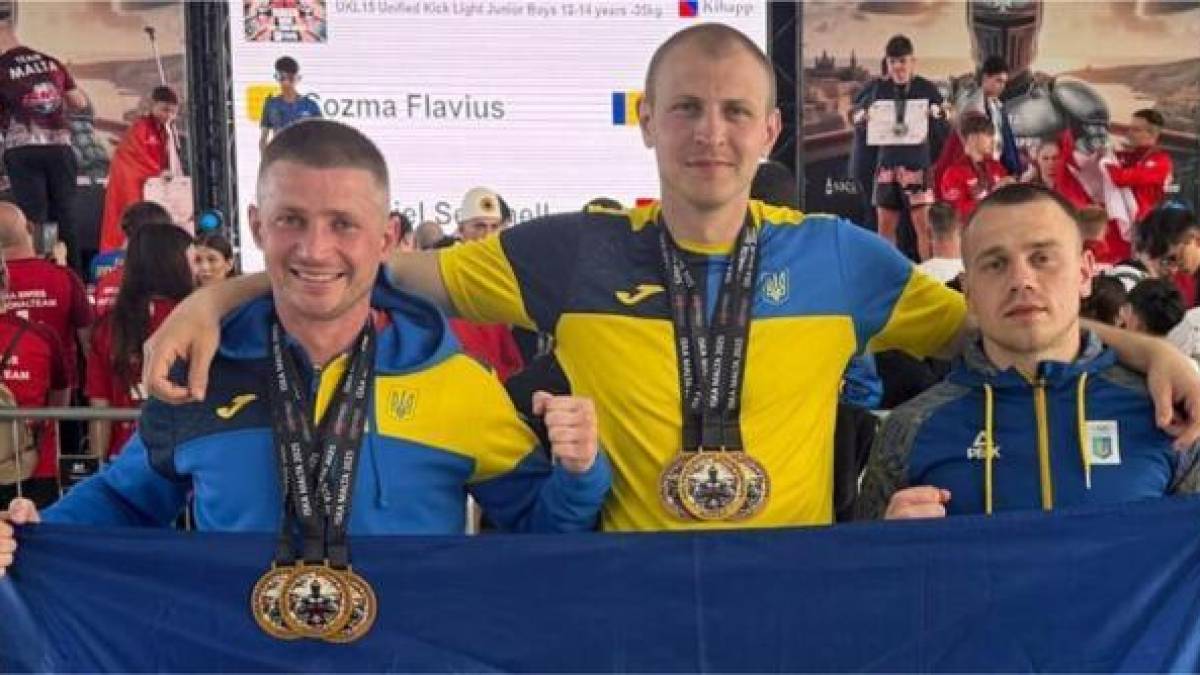 Поліцейські з Запоріжжя – серед найсильніших кікбоксерів Європи